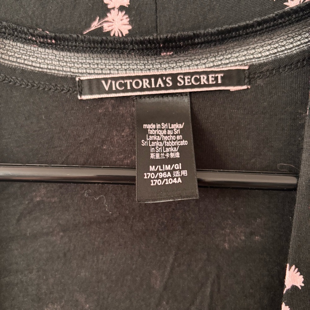 Victoria’s Secret Robe - Picture 3 of 9